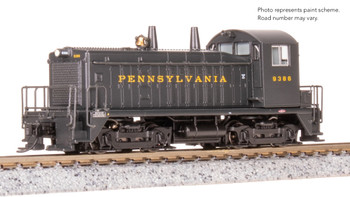 Broadway Limited 9386 N Scale Pennsylvania Railroad EMD SW7 9386 (Analog DC)