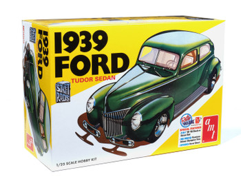 AMT 1434 1:25 Scale 1939 Ford Sedan Street Rod Series Plastic Model Kit