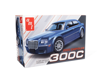 AMT 1488 1:25 Scale 2005 Chrysler 300C Collectible Hobby Plastic Model Kit