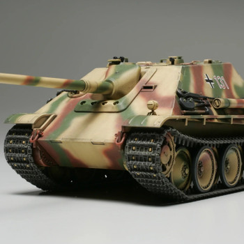 Tamiya 32522 1:48 Scale German Tank Destroyer Jagdpanther Late Version Plastic
