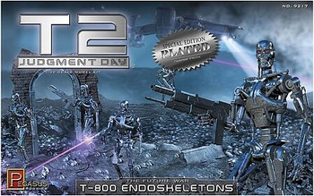 Pegasus 9217 1:32 Terminator 2 T-800 Endoskeletons Plastic Model Kit Hobby Set