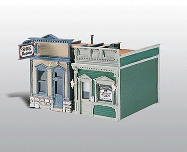 Woodland Scenics D224 HO Scale Doctor's Office & Shoe Repair Kit