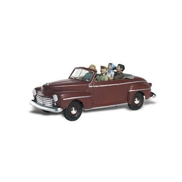 Sunday Drive 1940's Ford Convertible w/Figures N Scale Woodland