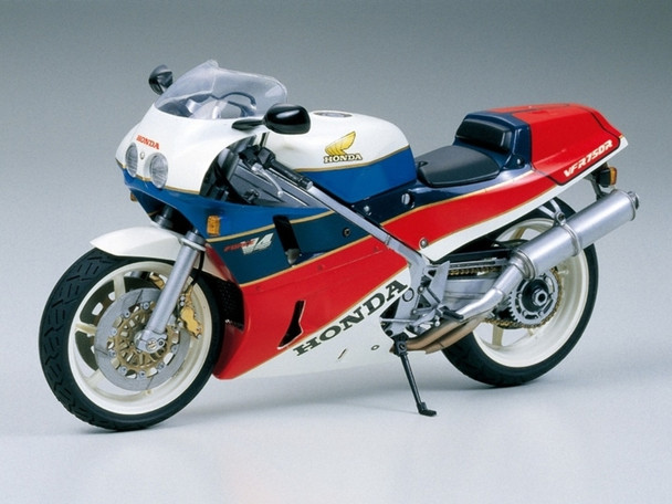 Tamiya 14057 1/12 Scale Honda VFR750R Kit