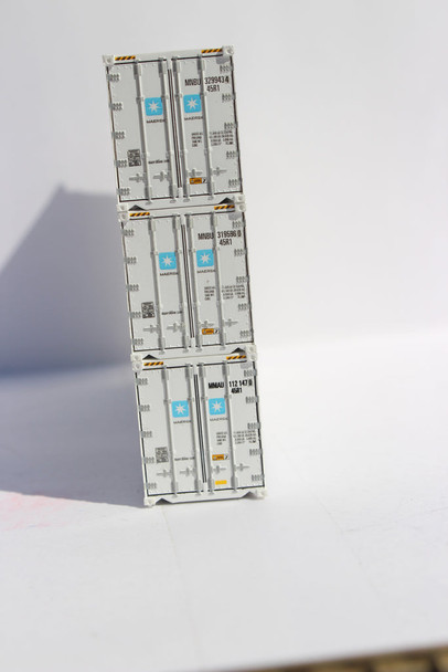 Jacksonville Terminal Company 406519 N Scale Maersk Scheme 40' HC Reefer Set (6)