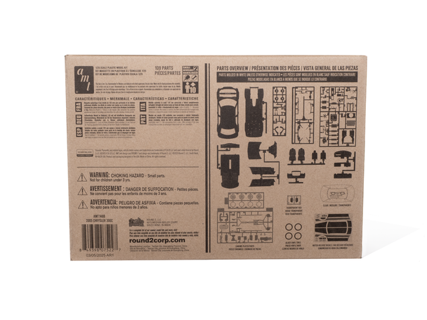 AMT 1488 1:25 Scale 2005 Chrysler 300C Collectible Hobby Plastic Model Kit