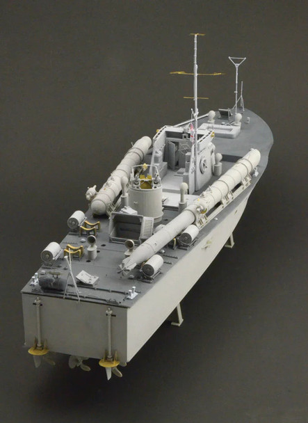 Italeri 5610 1:35 Vosper 72'6" MTB 77 Plastic Model Kit Royal Navy Torpedo Boat