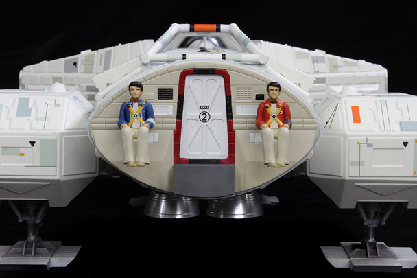 MPC 923 1:48 Space:1999 Eagle II w-Lab Pod Plastic Model Kit Hobby Collectible