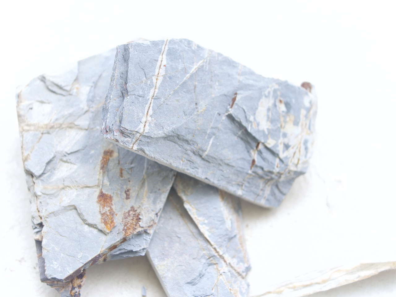 Uchigomori finger stones with Yoshino-gami paper