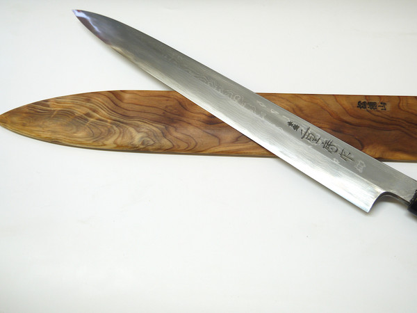 Shigefusa Kitaeji Yanagiba 270mm Left handed With Saya Shigefusa Kitaeji Yanagiba 270mm Left handed With Saya