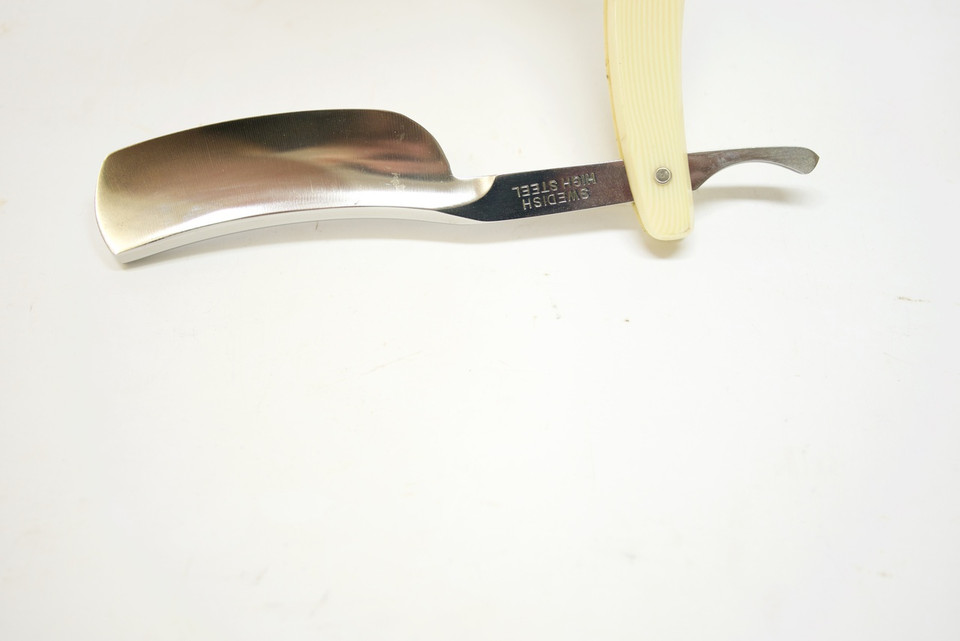 Sato Japanese Straight Razor NOS 