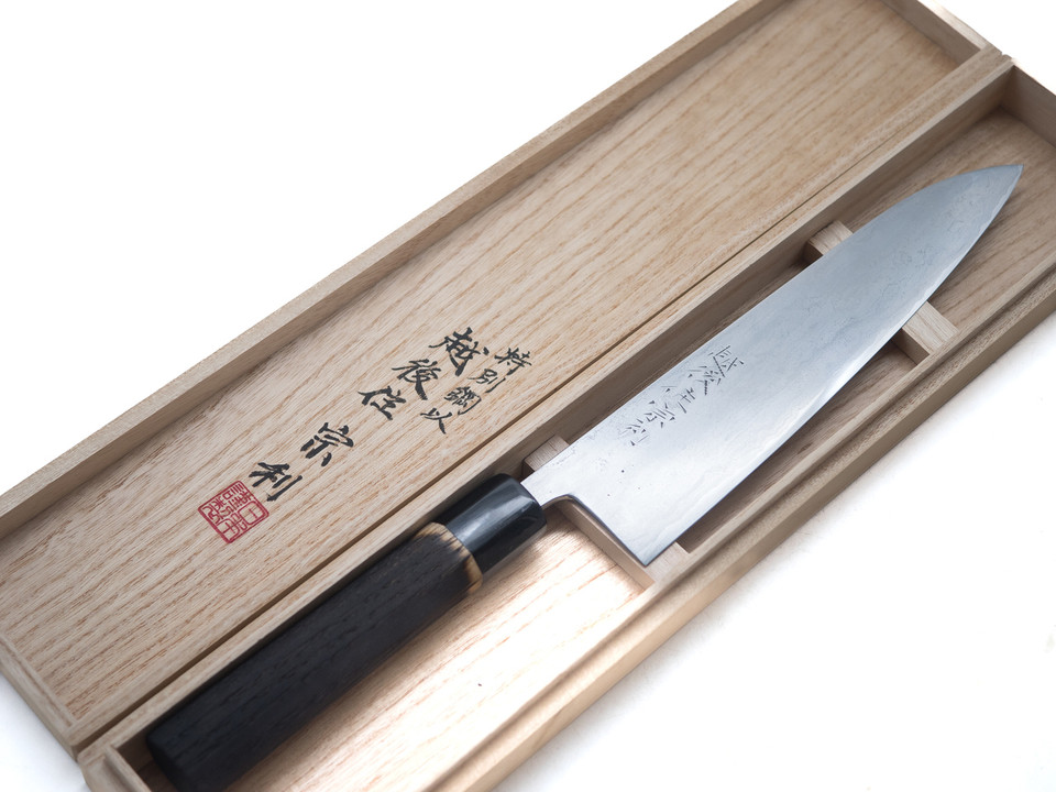 Munetoshi Kasumi Gyuto 240mm Bloomery Iron 3 Munetoshi Kasumi Gyuto 240mm Bloomery Iron 3