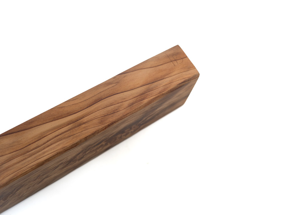 Japanese Tamamoku Cedar Magnetic Knife Bar nr 15