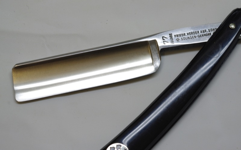 FRIEDR. HERDER ABR. SOHN 77 Square 西洋剃刀 Friedr Herder Abr Sohn #77 Solingen Germany Straight Razor