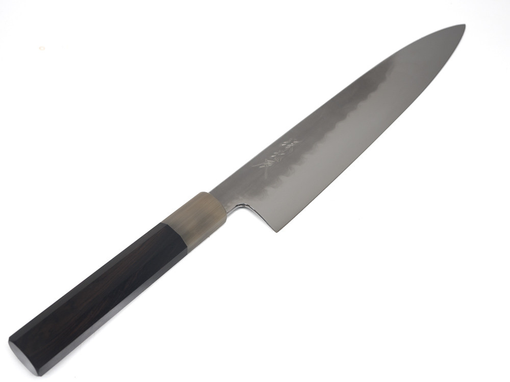 Hamon on an Ikeda White 1 honyaki gyuto