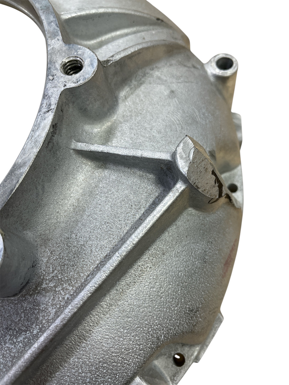 OPEN BOX- BELLHOUSING PCM GM 5.0L/5.7L,8.1-- OPEN BOX