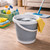 Cubo plegable de silicona · se aplana para guardar