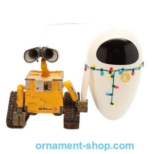 2023 Disney/Pixar - Wall-E and Eve - Wall-E 15th Anniversary