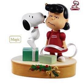 【美品】Hallmark PEANUTS スヌーピー フィギュア Peanuts® Bell-Ringing Santa Snoopy Nutcracker Figurine, 10