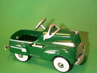 Voiture à Pédales Hallmark – 1941 Steelcraft Chrysler – Kiddie Car Classics QHG9044