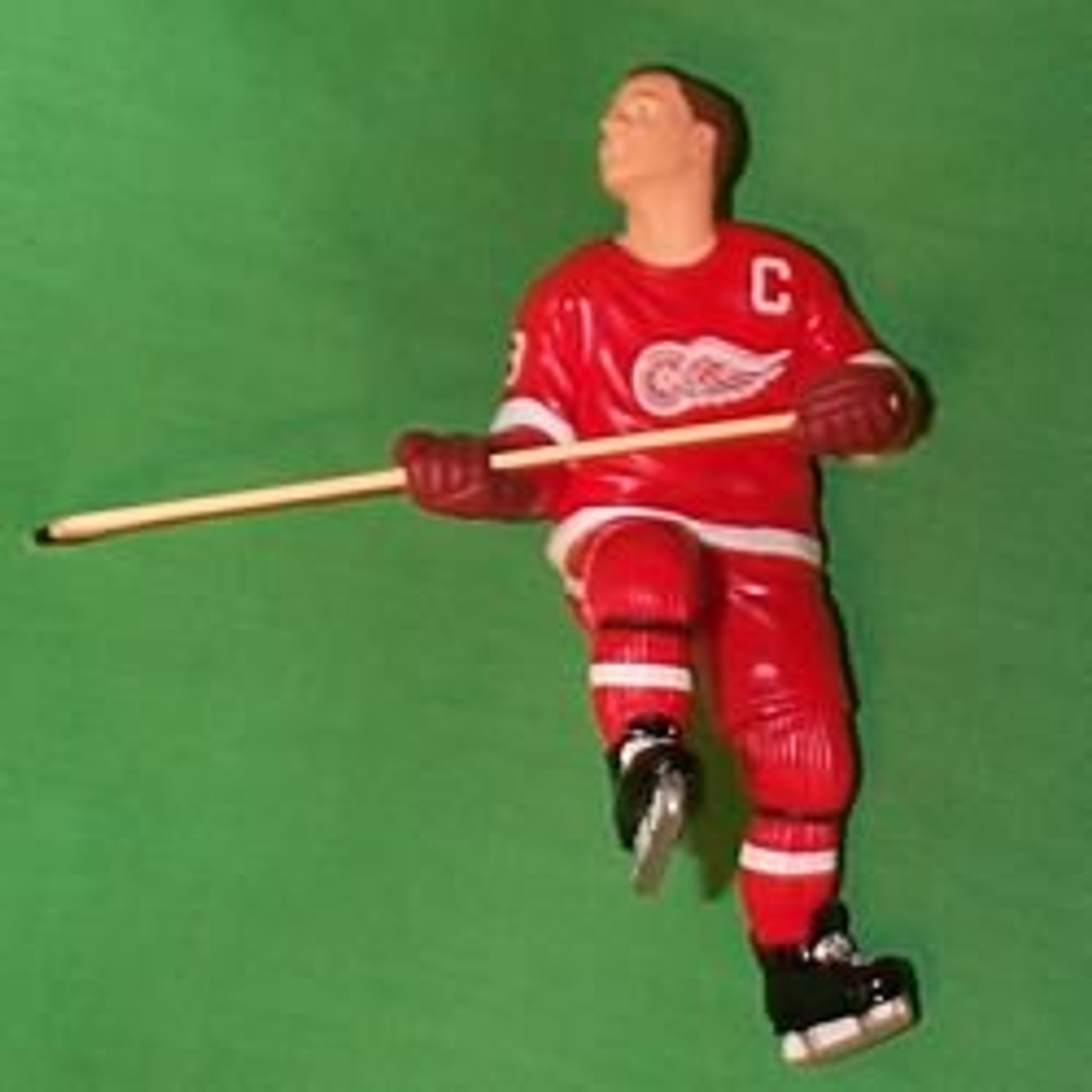 Gordie Howe Detroit Red Wings Hockey NHL Xmas Tree Ornament