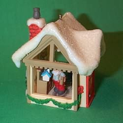 1982 Santa's Workshop Christmas Ornament The Ornament Shop - Main Image