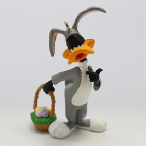 2002 LT - Daffy Duck Hallmark Ornament | The Ornament Shop