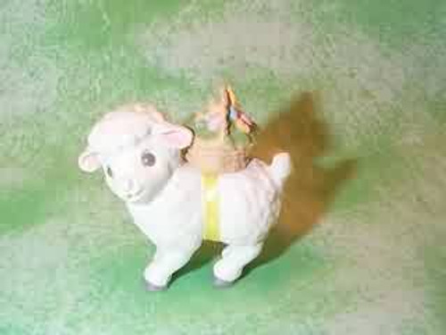 1989 White Lamb With Basket