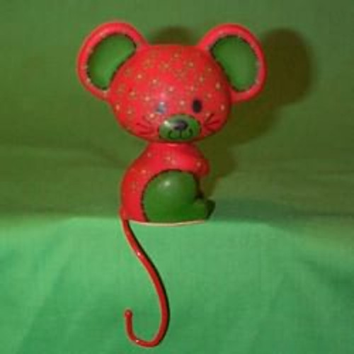 1977 Calico Mouse - Stocking Hanger