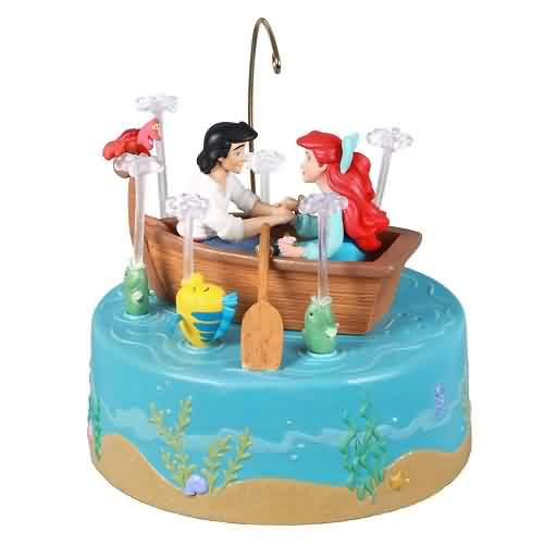 2021 Disney - Kiss The Girl Little Mermaid Hallmark ornament, QXD6532