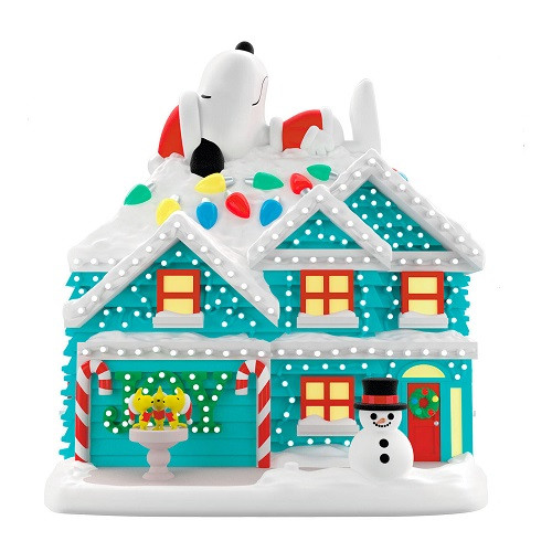 2022 Peanuts - The Merriest House in Town - Table Topper Hallmark ornament (QFM3353)