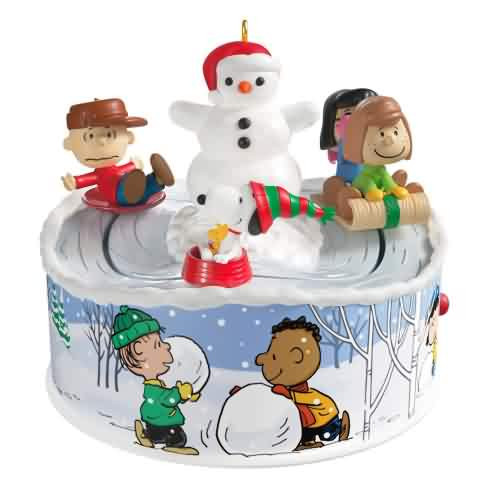 2025 Peanuts - Let's Go Sledding Hallmark ornament (QXI8702)