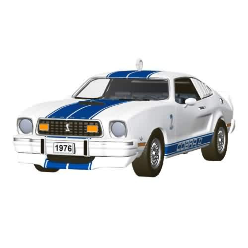 2026 Classic American Cars #36 - 1976 Ford Mustang Cobra II Hallmark ornament (QXR8166)