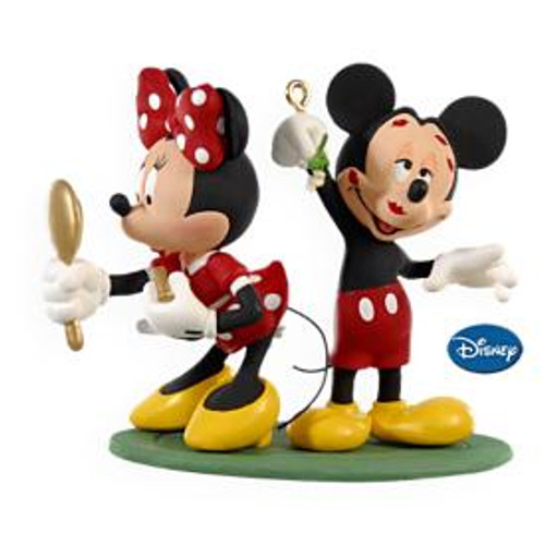 2009 Disney - Mistletoe Mickey Hallmark ornament, QXD2015