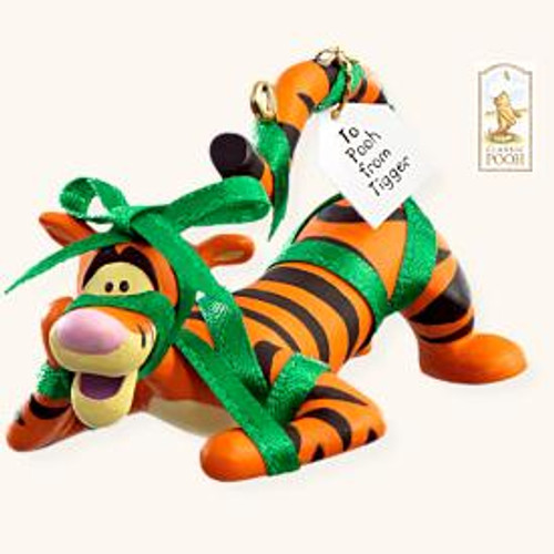 2008 Winnie The Pooh - A Present For Pooh - Tigger Hallmark ornament, QXD4144