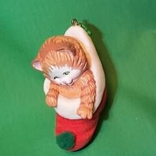 1989 Stocking Kitten