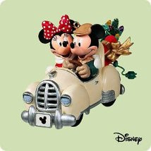 2004 Disney - World Class Shoppers Hallmark Ornament | The