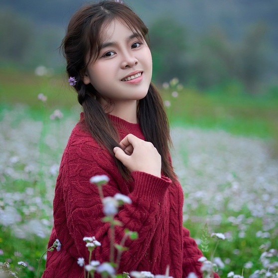 Deluxe Premium Sweater - Plush Comfort & Elegance