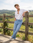 Reliable Classic Jeans - Everyday Style & Durability