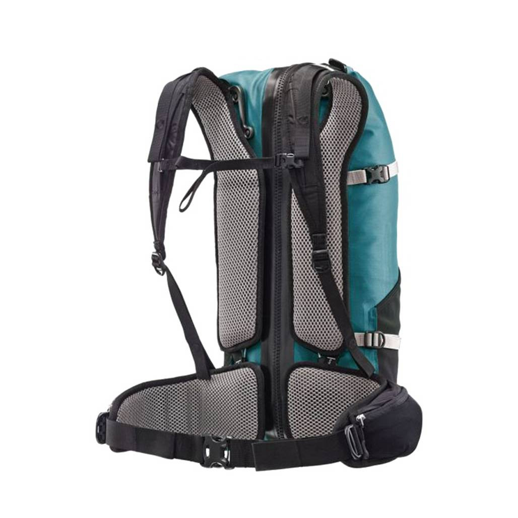 backpack with opening against back