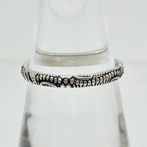 sterling silver carved band ring SKU-424