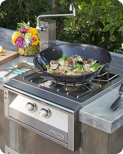 Outdoor Kitchen