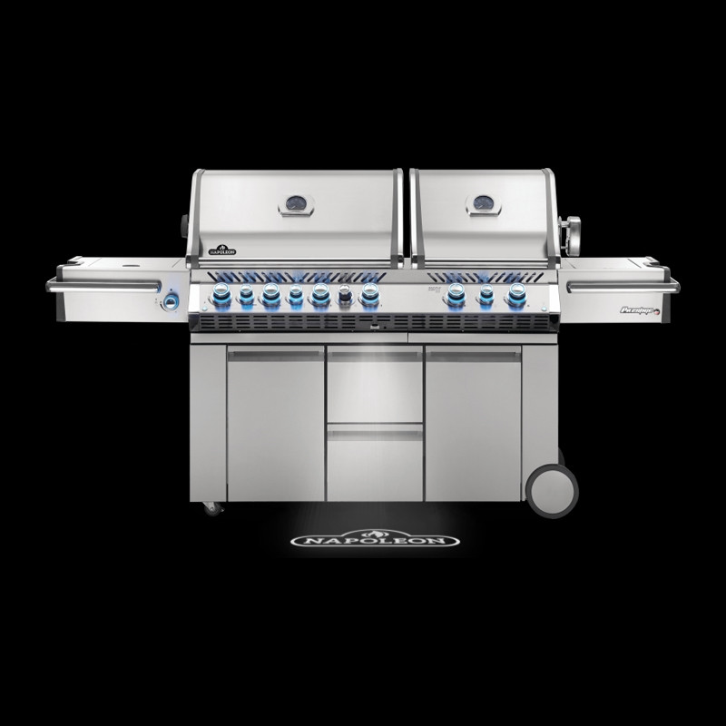 Napoleon Prestige PRO 825 Gas Grill