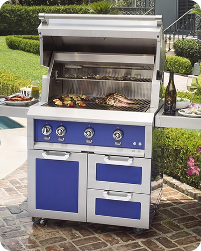 Grills & Smokers