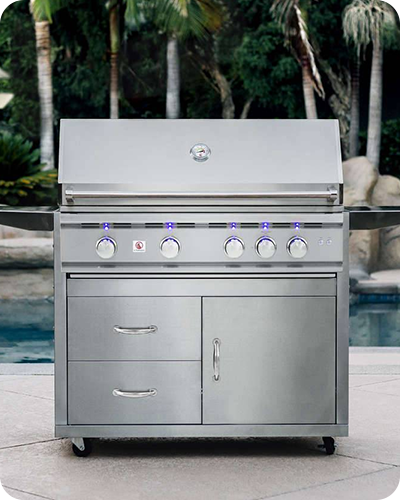 Grills & Smokers