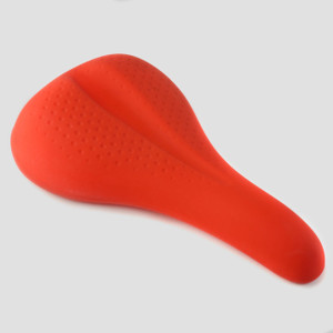 Delta hexAir Touring Saddle Cover Red, made by Delta - Delta hexAir Touring Saddle Cover Red, made by Delta -
