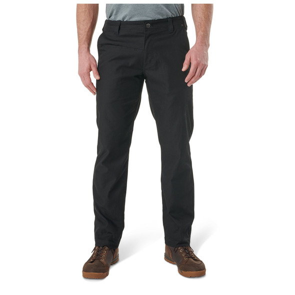 Edge Chino Pants