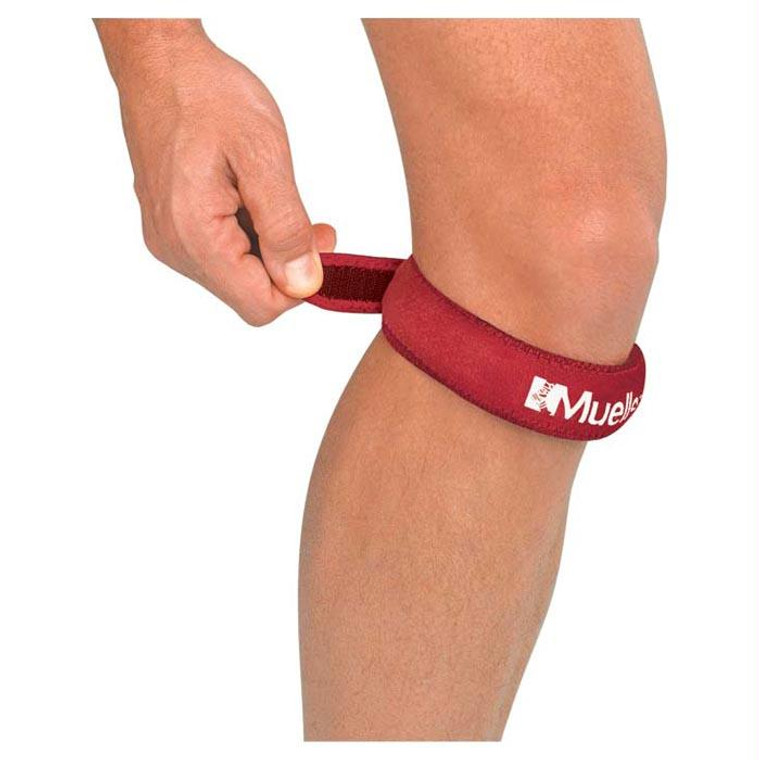 Jumpers Knee Strap Red, made by Mueller -