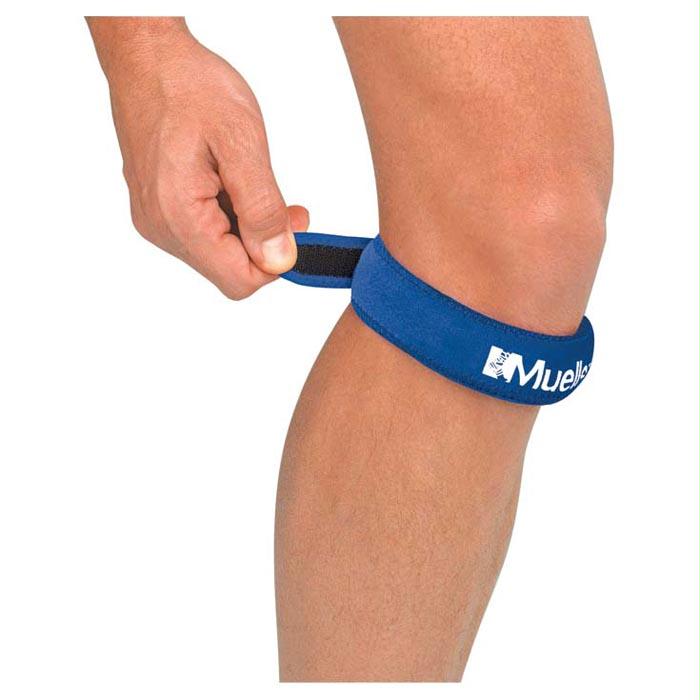 Jumpers Knee Strap Blue, made by Mueller -