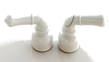 Hot&Cold Chrteapothdl Wh, made by AMER BRASS - U-CCW Hot&Cold Chrteapothdl Wh, made by AMER BRASS - U-CCW